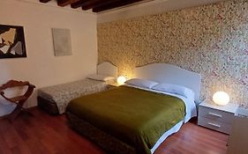 La Bella Venezia - Entire Private Apartment